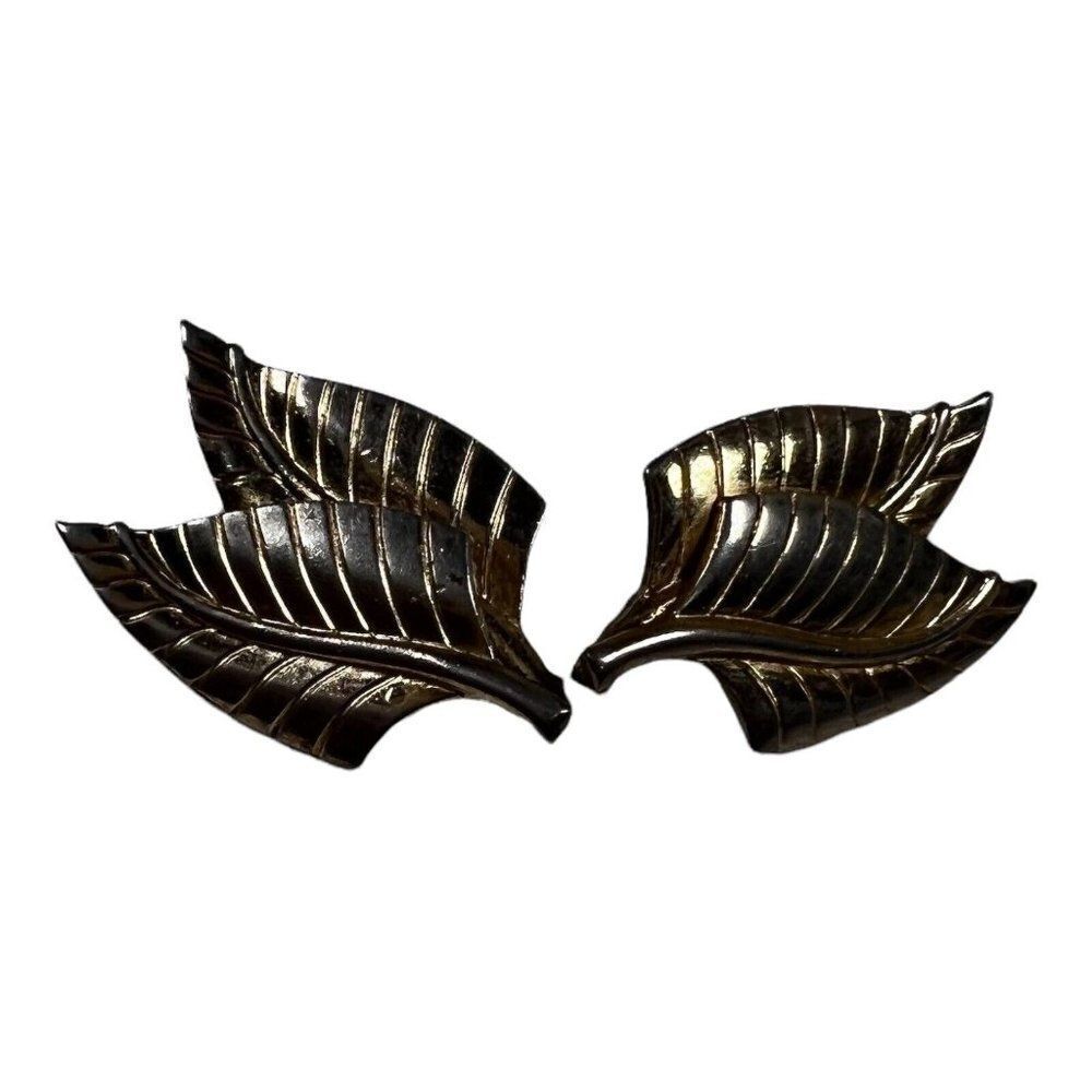 Vintage Hollywood Regency Textured Gold Tone Double Leaf Earrings Estate Jewelry
